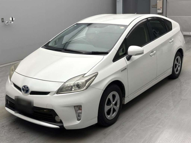 TOYOTA PRIUS 2012