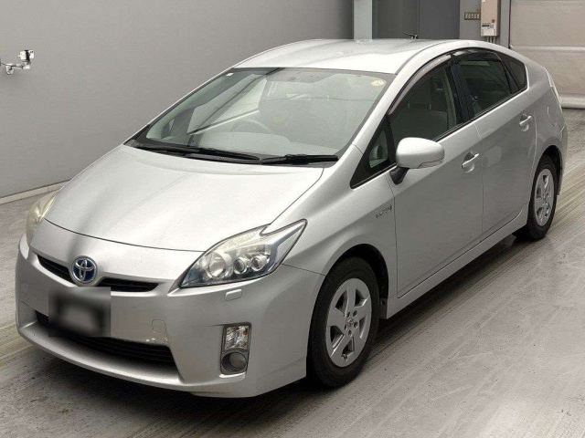 TOYOTA PRIUS 2011