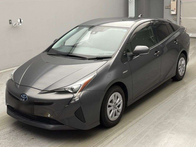 TOYOTA PRIUS 2018