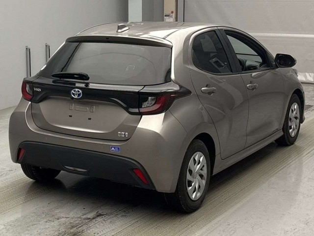 TOYOTA YARIS 2021
