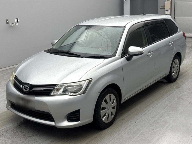 TOYOTA COROLLA FIELDER 2013