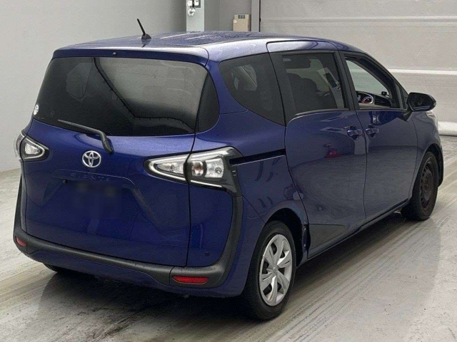 TOYOTA SIENTA 2022