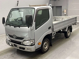 TOYOTA DYNA