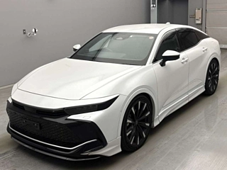 TOYOTA CROWN CROSSOVER