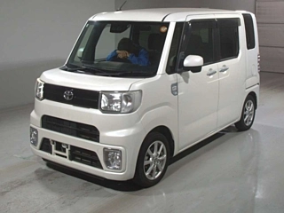 TOYOTA PIXIS MEGA