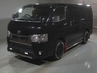TOYOTA HIACE VAN