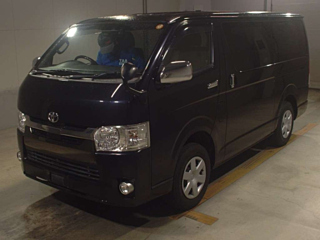 TOYOTA HIACE VAN