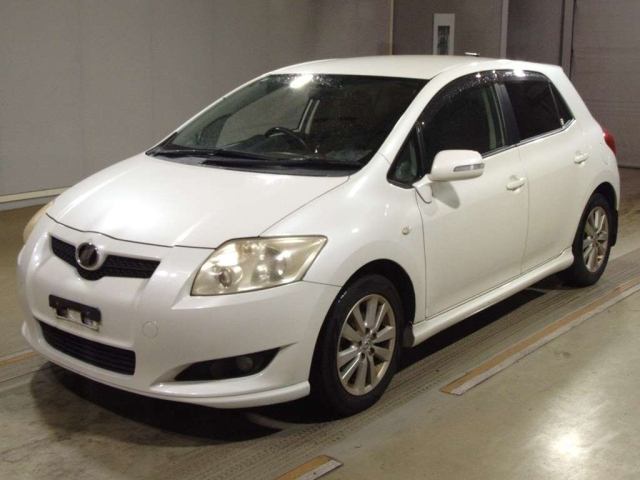 TOYOTA AURIS 2008