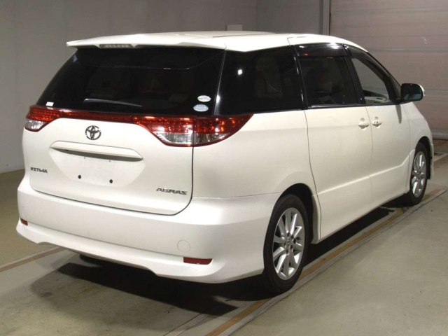 TOYOTA ESTIMA 2009