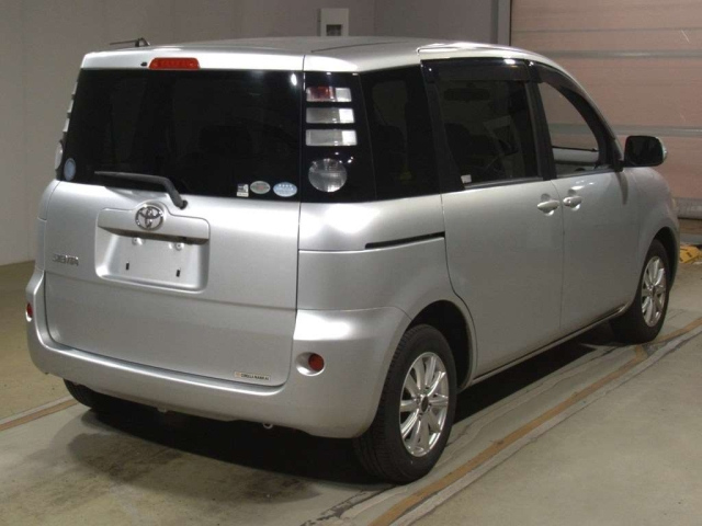 TOYOTA SIENTA 2008