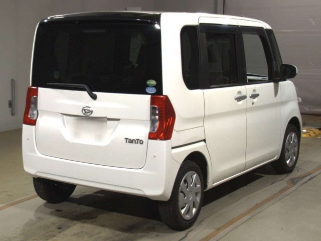 DAIHATSU TANTO 2019