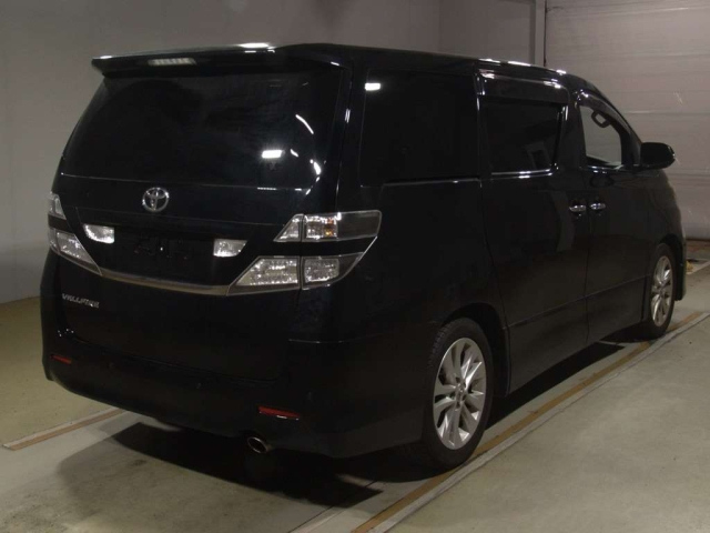 TOYOTA VELLFIRE 2009