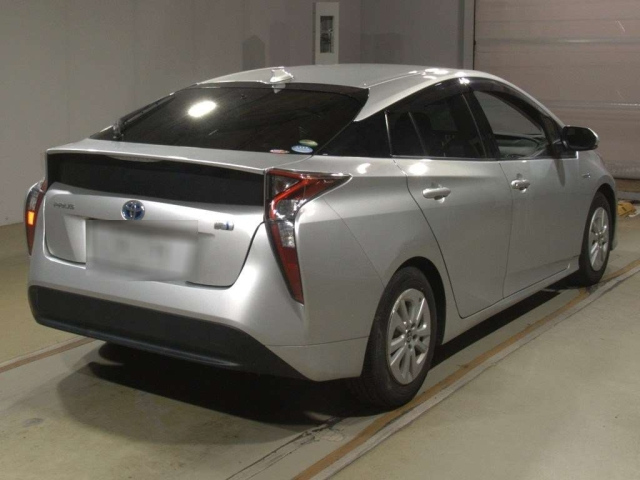 TOYOTA PRIUS 2018