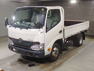TOYOTA DYNA