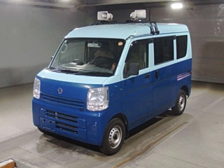 NISSAN CLIPPER VAN