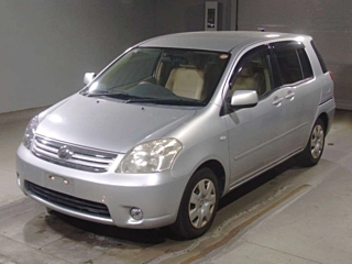 TOYOTA RAUM
