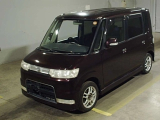 Daihatsu Tanto 2005