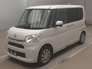 Daihatsu Tanto 2015