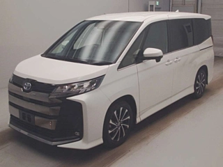 Toyota Noah 2023