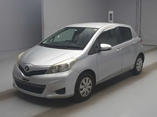 Toyota Vitz 2011