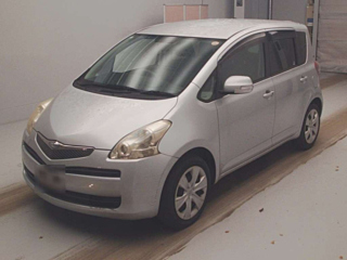 Toyota Ractis 2008