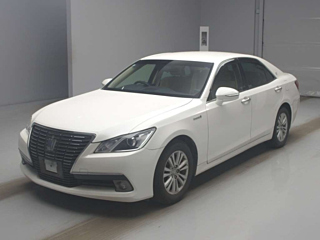 Toyota Crown 2013