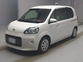 Toyota Porte 2012