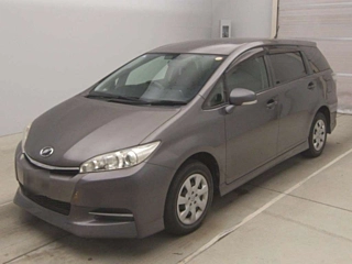 Toyota Wish 2013