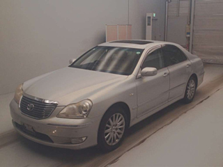Toyota Crown 2005