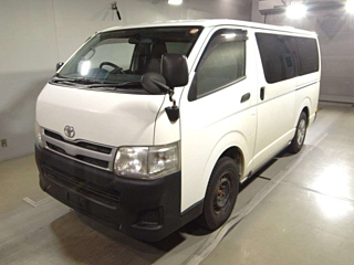 Toyota Hiace 2013