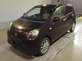 Daihatsu Mira 2011