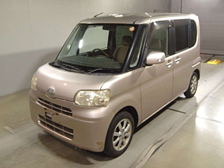 Daihatsu Tanto 2010