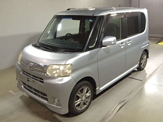 Daihatsu Tanto 2013