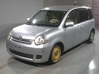 Toyota Sienta 2007