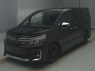 Toyota Voxy 2017