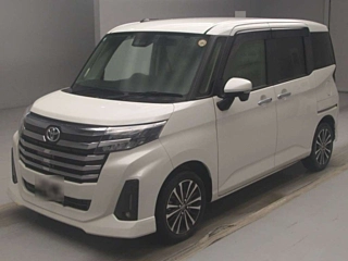 Toyota Roomy 2021