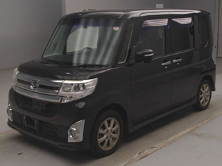 Daihatsu Tanto 2015