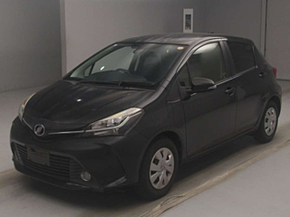 Toyota Vitz 2015