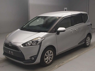 Toyota Sienta 2017