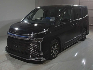 Toyota Voxy 2022