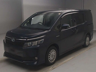 Toyota Voxy 2015