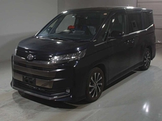 Toyota Noah 2023