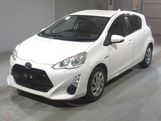 Toyota Aqua 2015