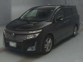 Nissan Elgrand 2010