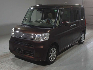 Daihatsu Tanto 2015