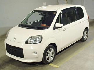Toyota Porte 2013