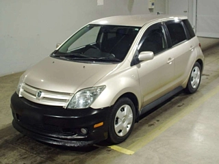 Toyota Ist 2004