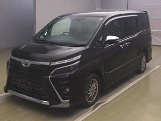 Toyota Voxy 2021