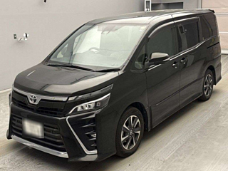 Toyota Voxy 2020