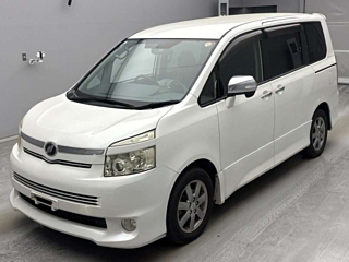 Toyota Voxy 2008